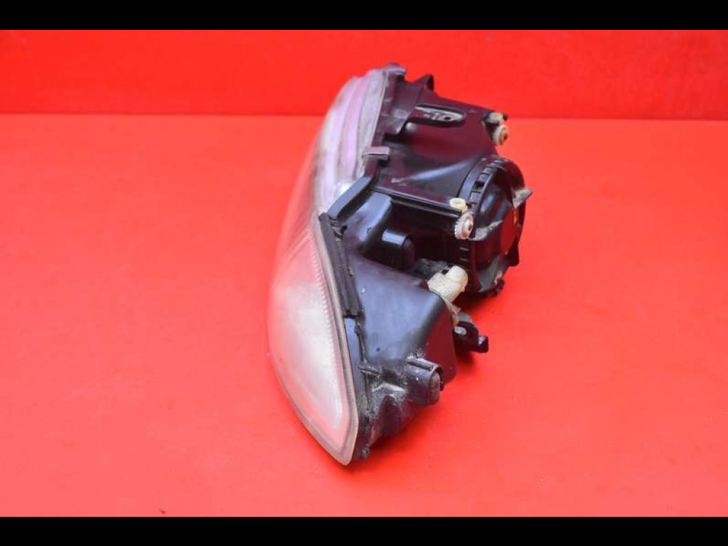 REFLEKTOR left light front EU 15157700 MITSUBISHI CARISMA 1 and LIFT 99-04