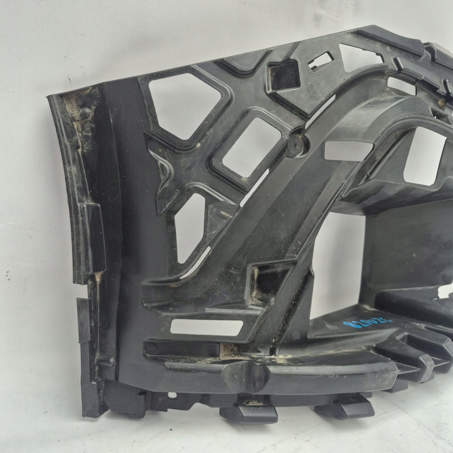 VW GOLF VIII 8 19-24 Support plaque Support Droite Avant Avant