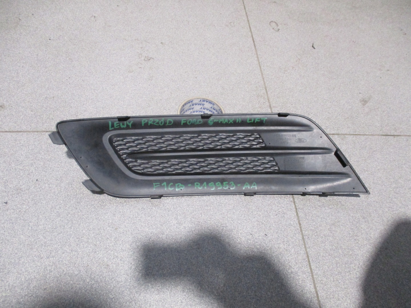 grid of a bumper left front Ford C- MAX II Lift F1CB-R19953-AA