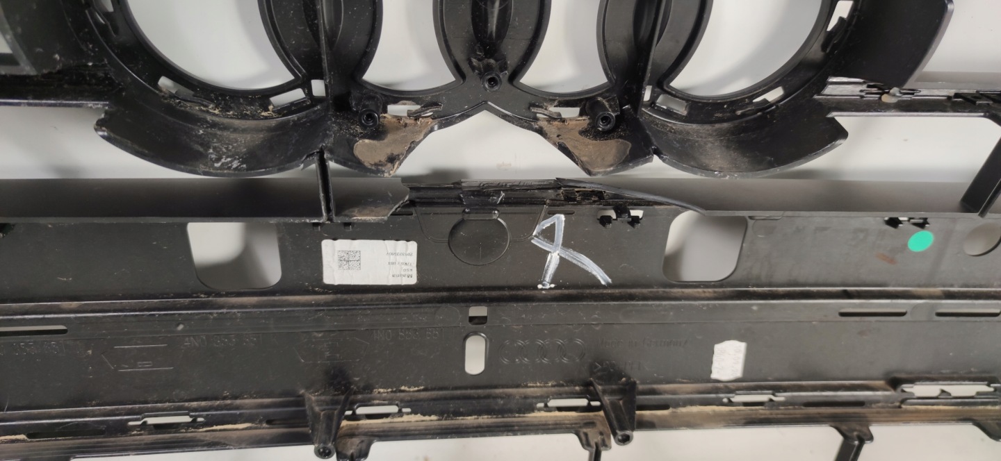 GRILLE AUDI A8 D5 4N0 4N0853651H