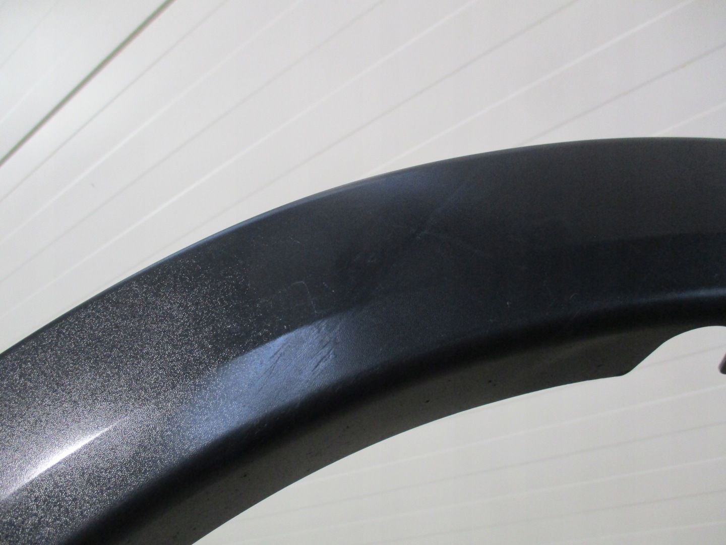 modanatura parafango sinistra posteriore posteriore Mitsubishi Eclipse Cross 18r- 7400A511