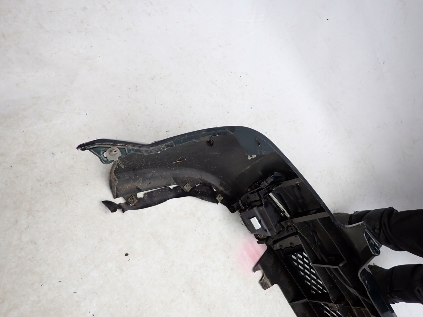 MAZDA 323 98-00 bumper front front