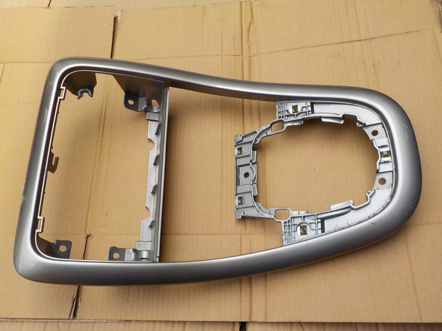 frame radia fiat croma II 2006r