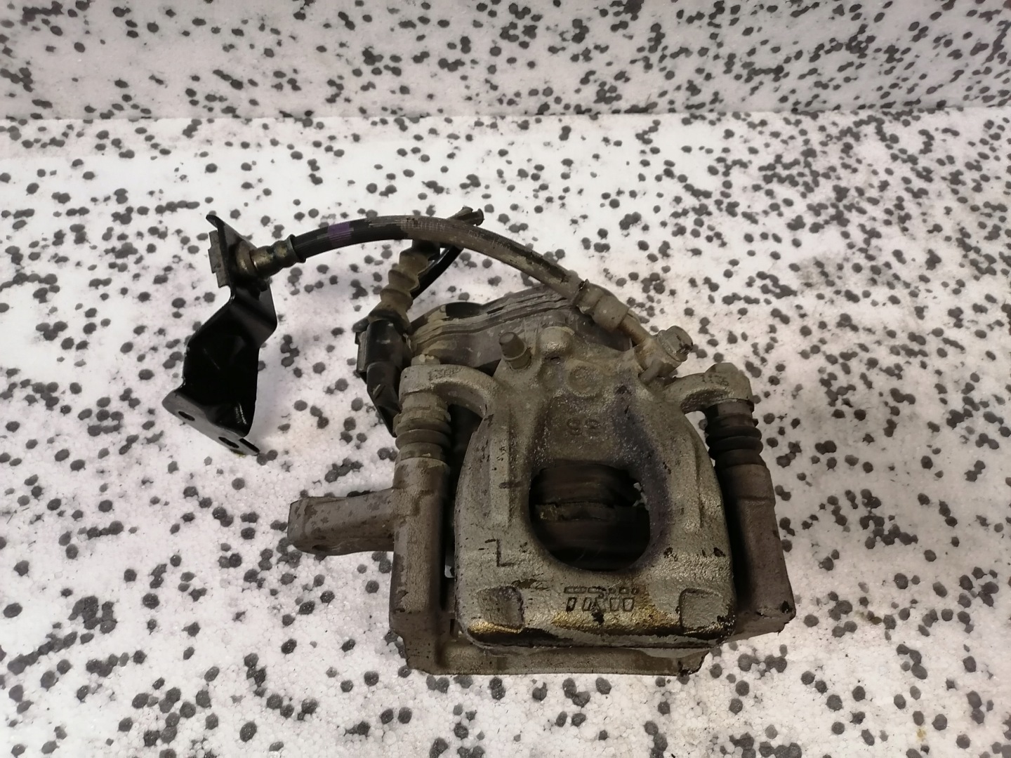 caliper right rear part NISSAN QASHQAI J11