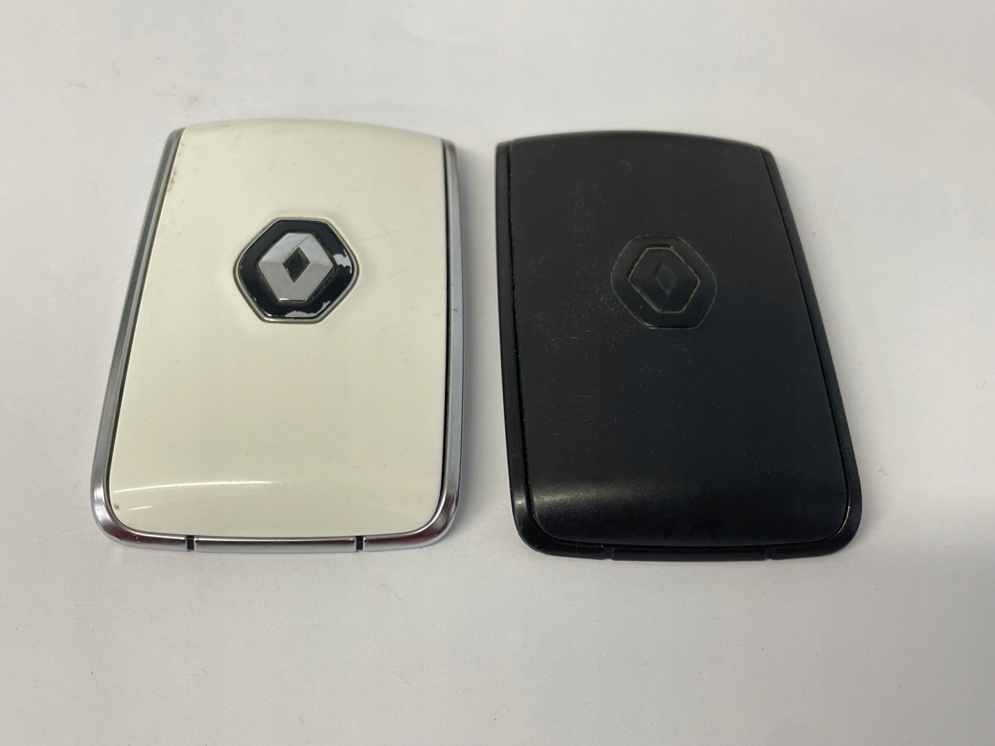 Clé PILOT RENAULT MEGANE E-TECH IK4CH-01 KR5IK4CH-01 2014DJ3371