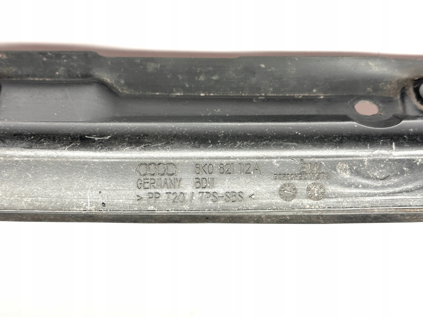 AUDI A4 B8 fedél hangszigetelő sárvédöt 8K0821112A