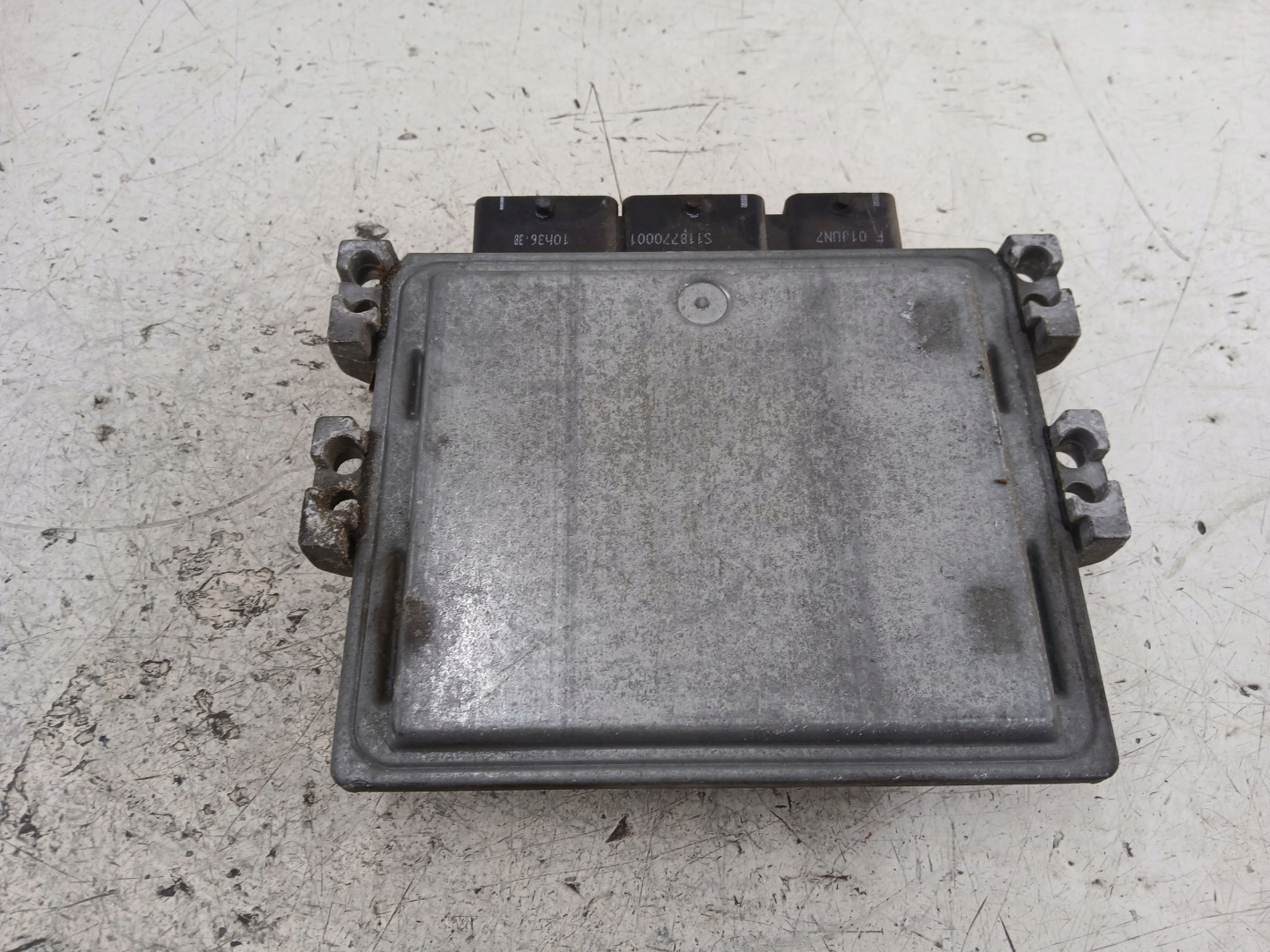 RENAULT MEGANE II 1.5 DCI control unit of the engine 8200766462