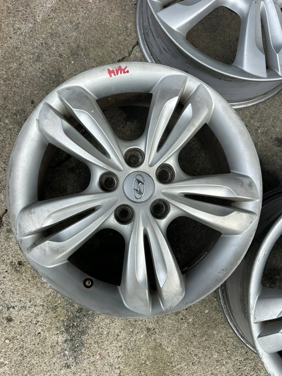 HYUNDAI IX35 discs aluminium 17" ET48 KOMPLET