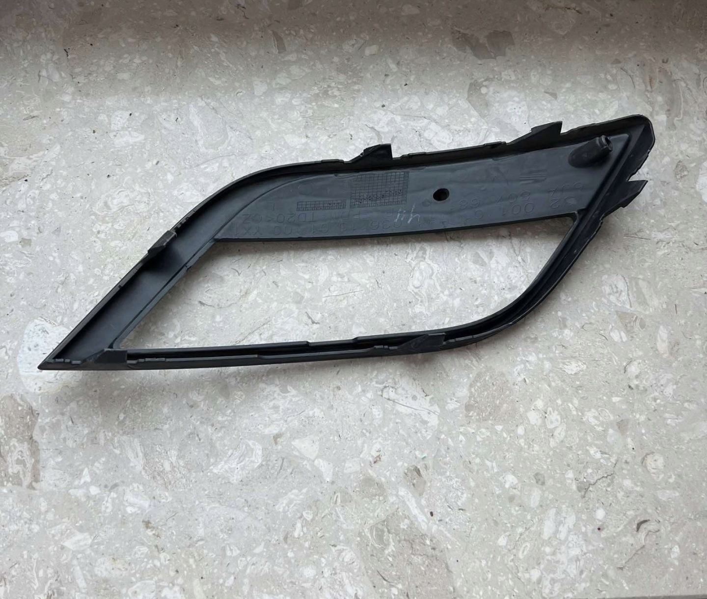 SEAT TOLEDO IV 4 6JA LIFT 2015-2019 grid W bumper front left 6JA807681