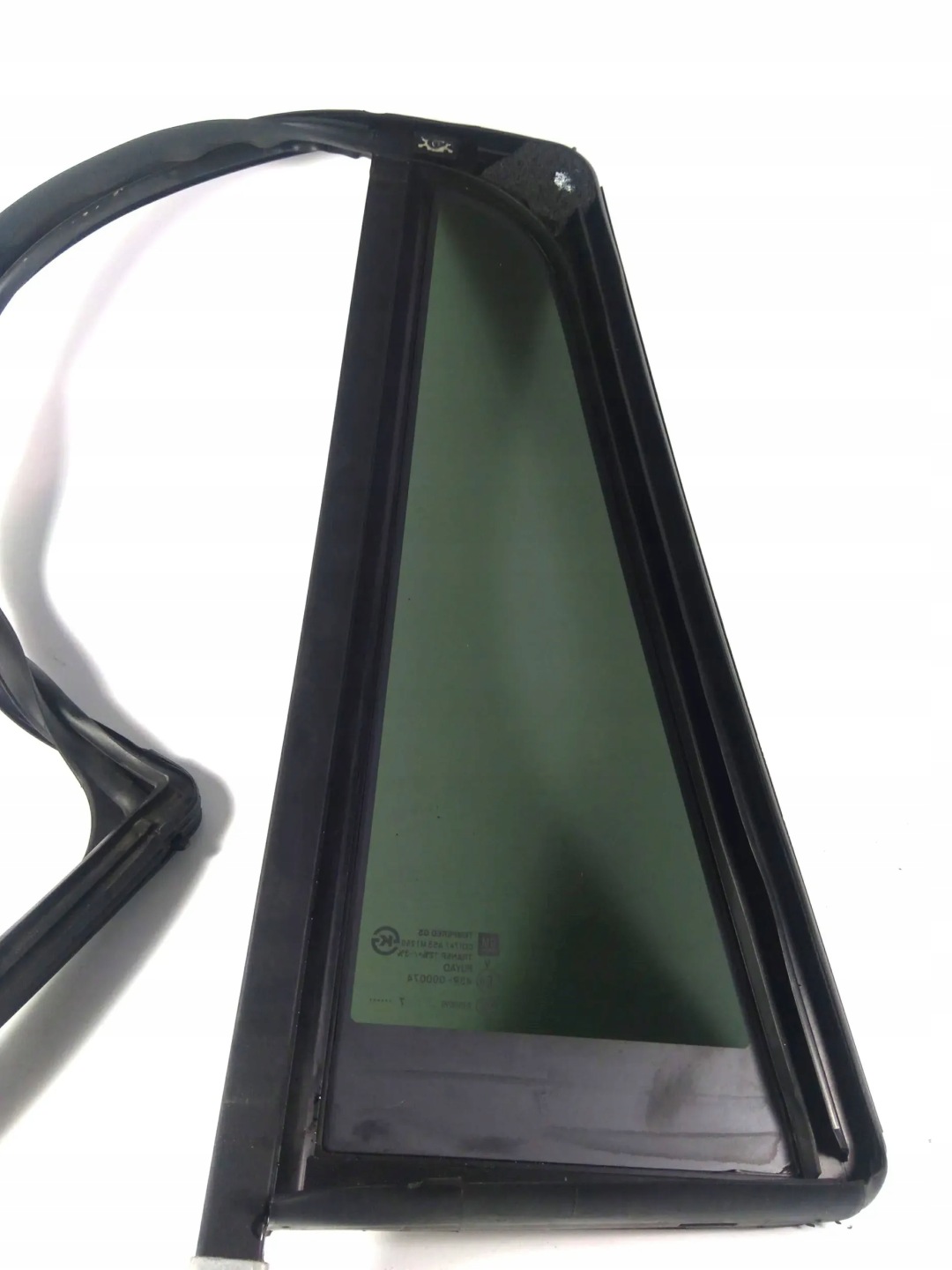 GMC Yukon Escalade 2015-20 mala window z gasket right rear part