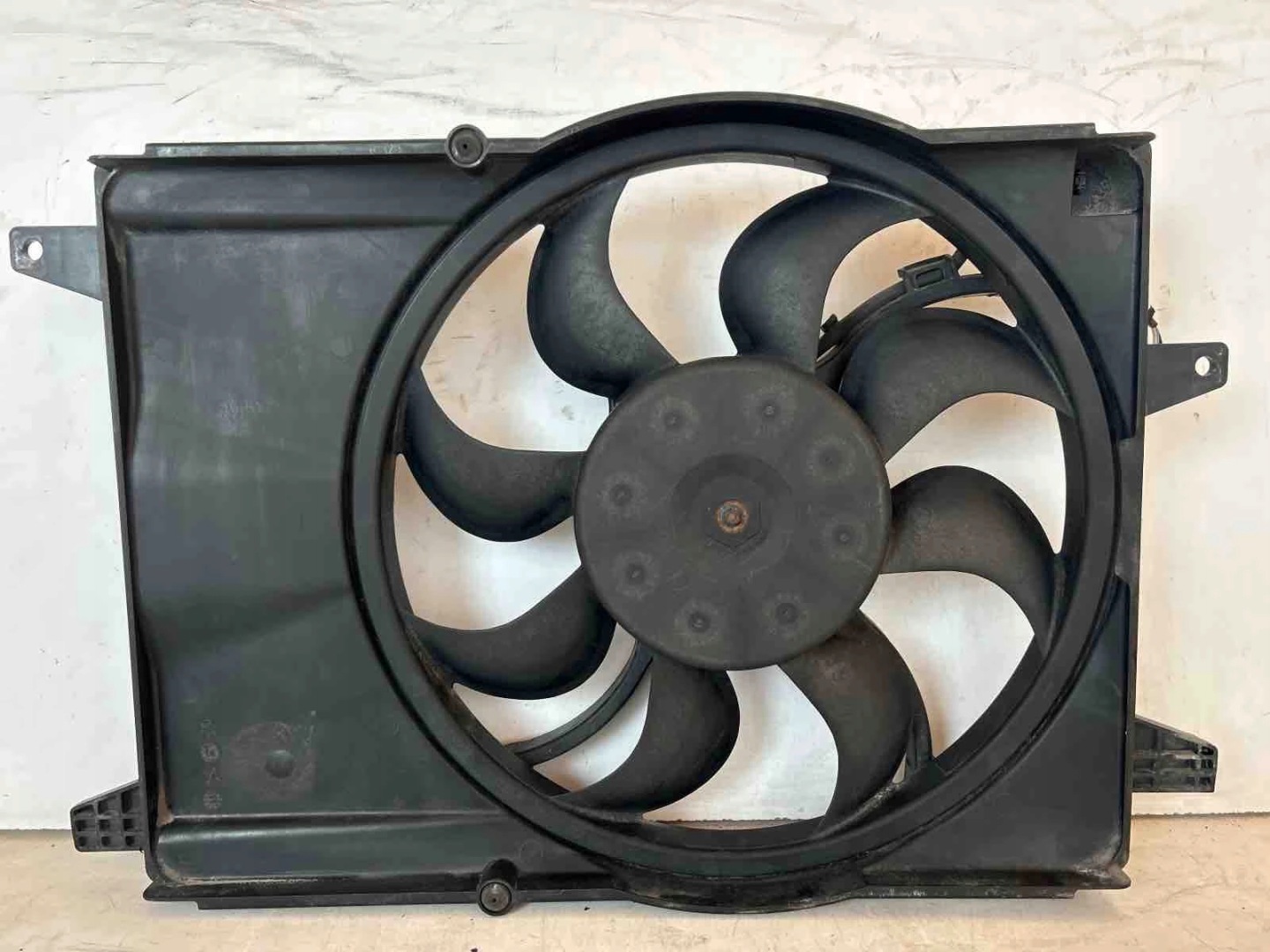 obal ventylátora ventilátor Opel Karl 1.0 B