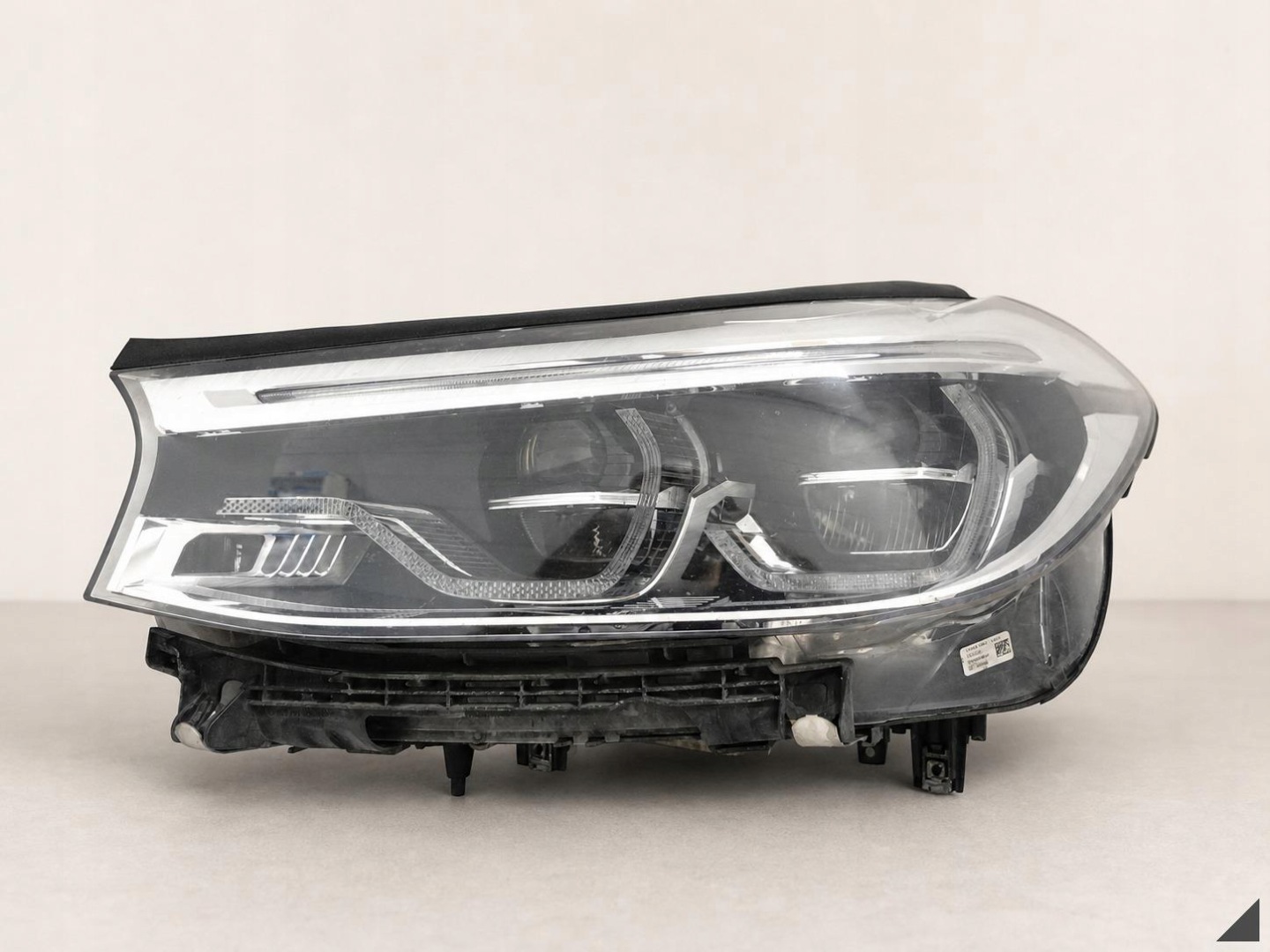 BMW 6 G32 GT GRAN TURISMO 17-20 light ADAPTIVE FULL LED left front EUROPA