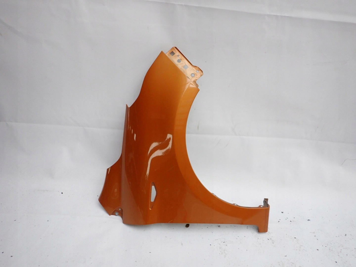 FORD KA + plus 14-> blatník pravý predok