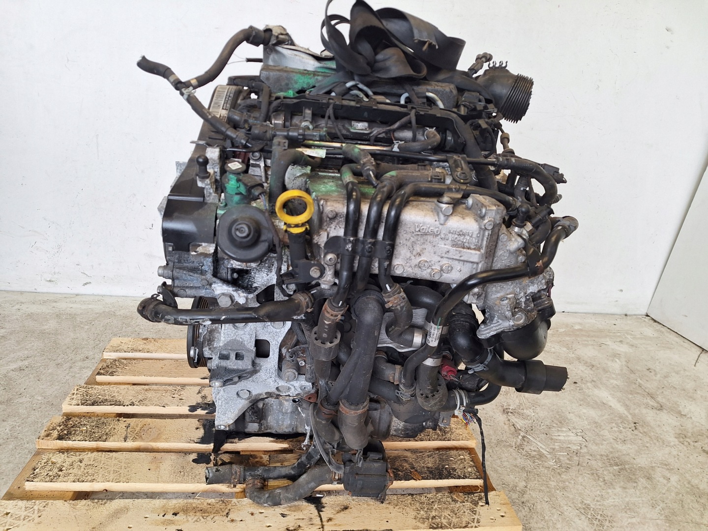 VOLKSWAGEN SEAT SKODA AUDI engine 1.6 TDI CLH 105KM