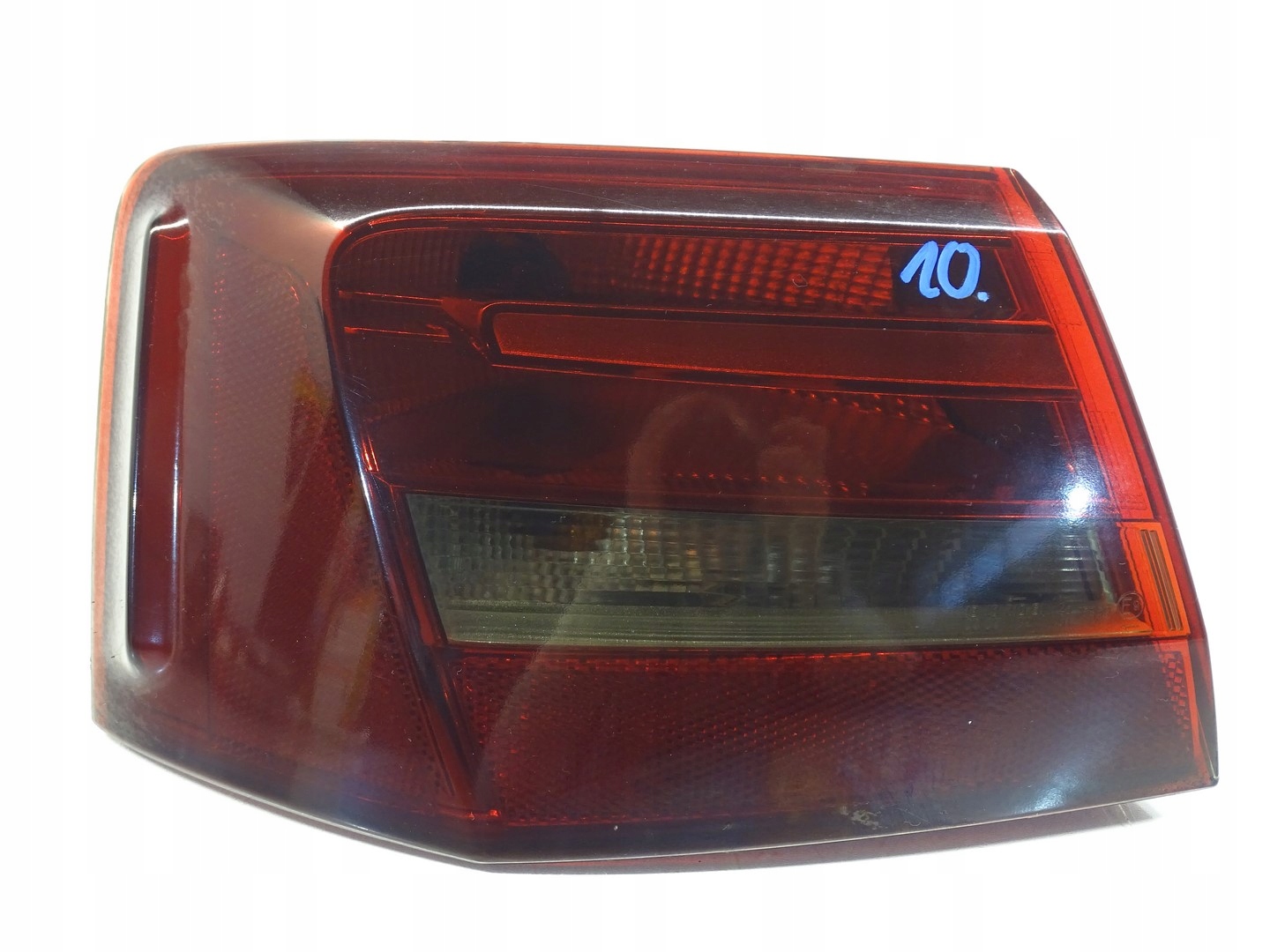 light left left rear part rear AUDI A6 C7 sedan 4G5945095