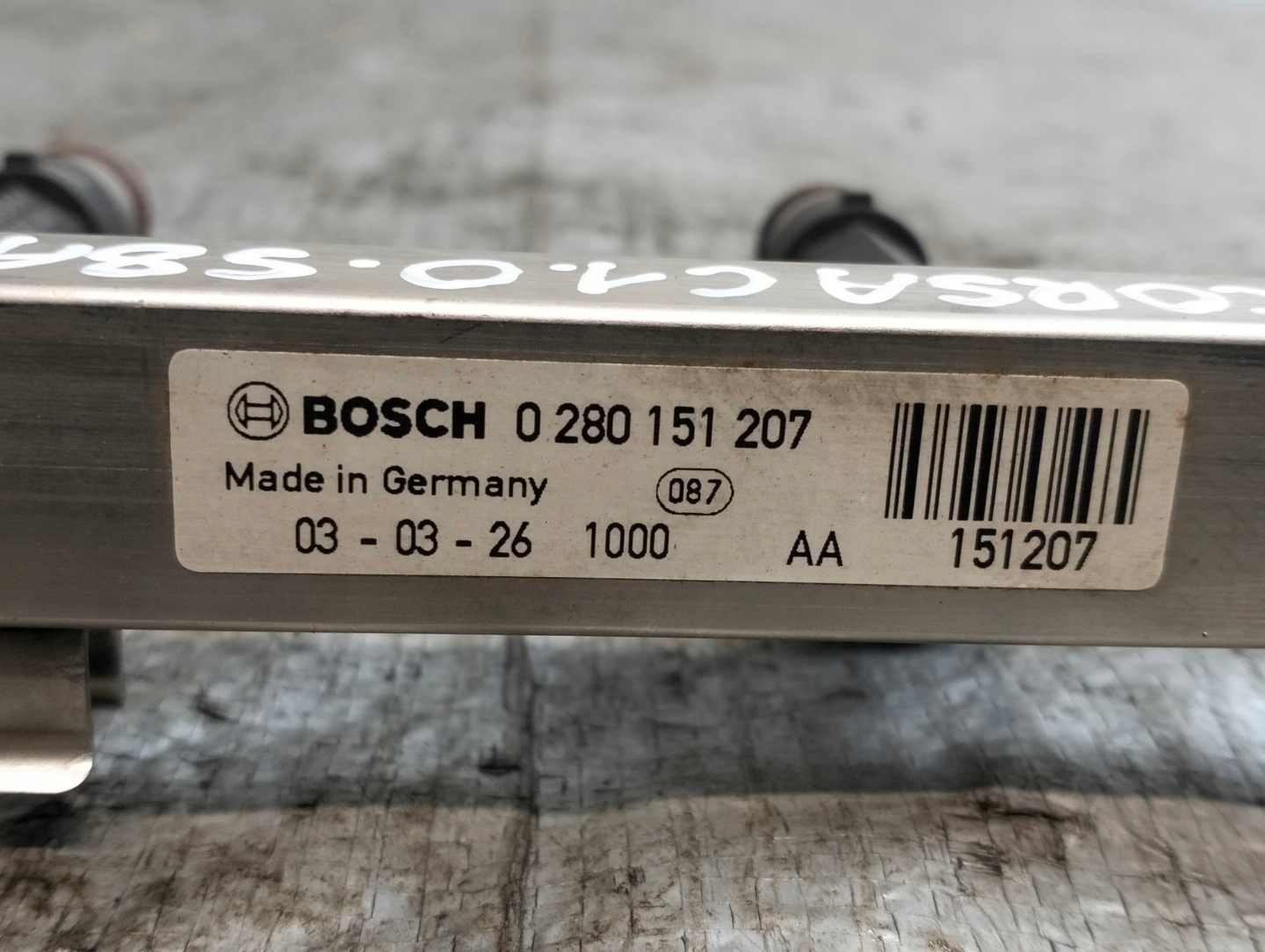 Rampe injection BOSCH OPEL CORSA C 1.0B 03r 0280151207