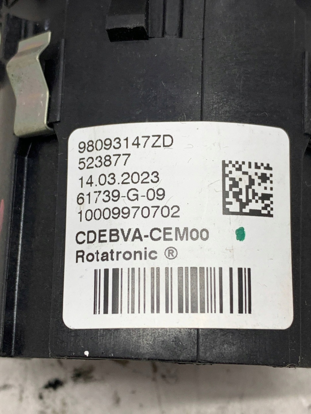 switch changes of the gear 98093147ZD OPEL VIVARO C (2019-) PROACE JUMPY
