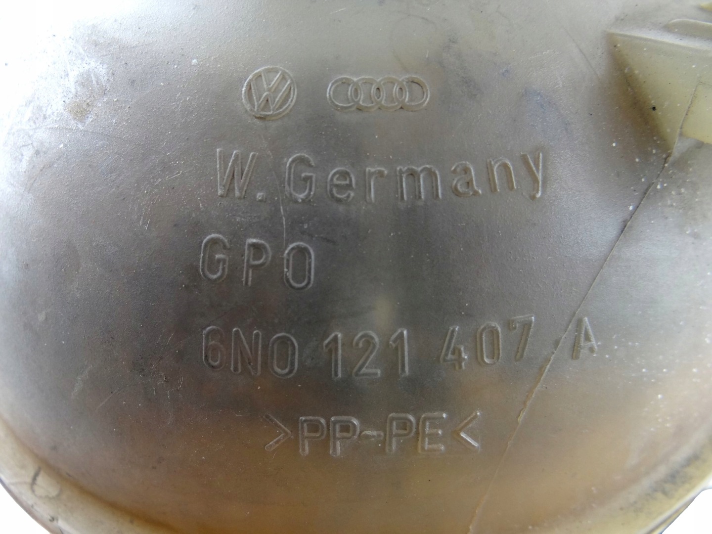 VASCHETTA Serbatoio acqua SKODA FABIA e 6N0121407A