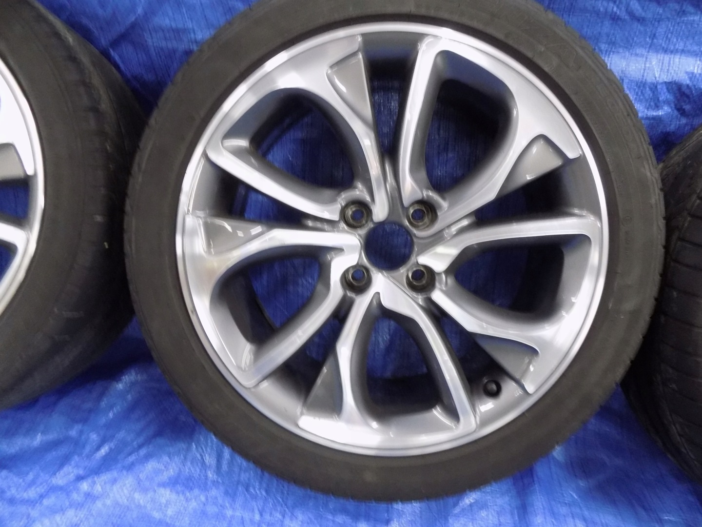 wheels discs disc 225/45/R18 PEUGEOT 2008 15R