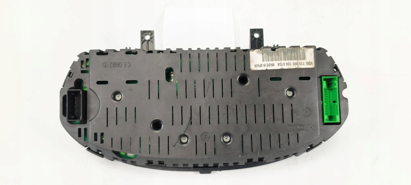 dials clock 110080124015A VOLKSWAGEN POLO