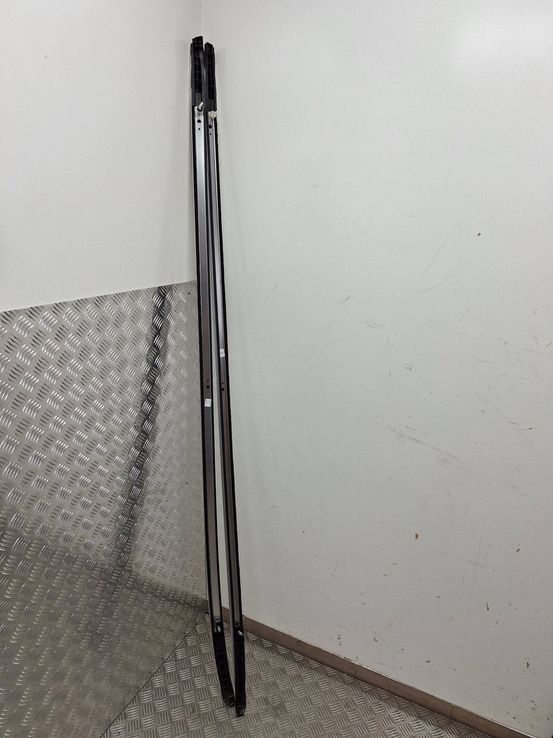 Dachreling dach TOYOTA COROLLA E21 KOMBI 19- komplet