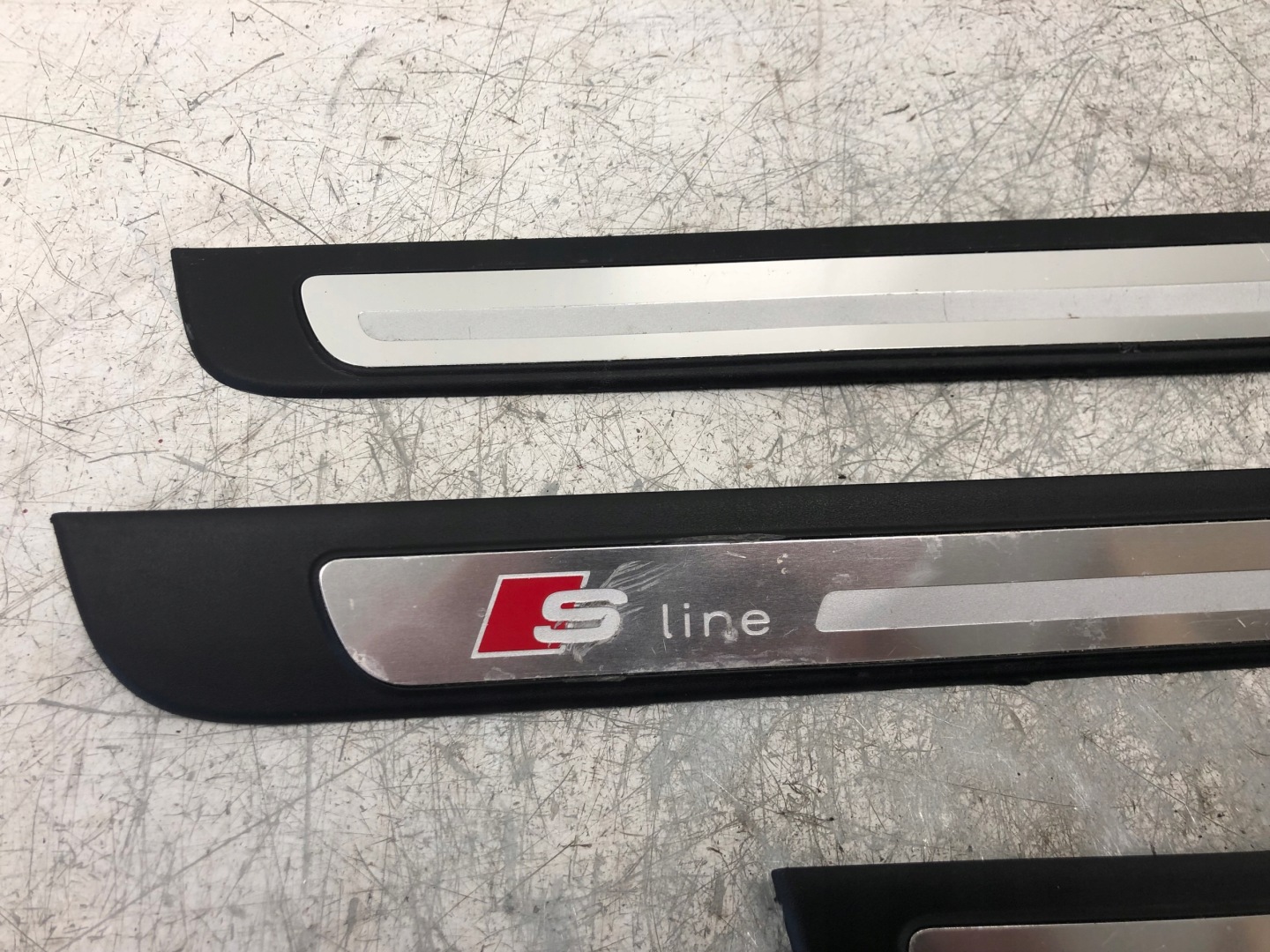 moulding threshold S-LINE AUDI A4 B8 KOMPLET