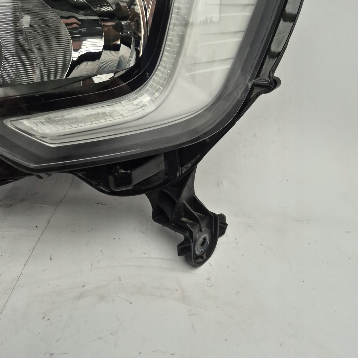 RENAULT MASTER III LIFT IV 2019- light left front front 260607867R