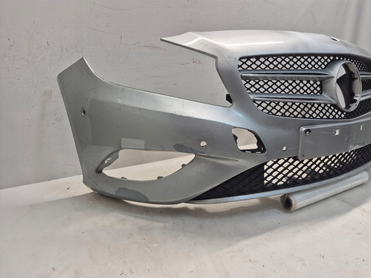 MERCEDES A-KLASA III 3 W176 12-15 bumper front front 6XPDC