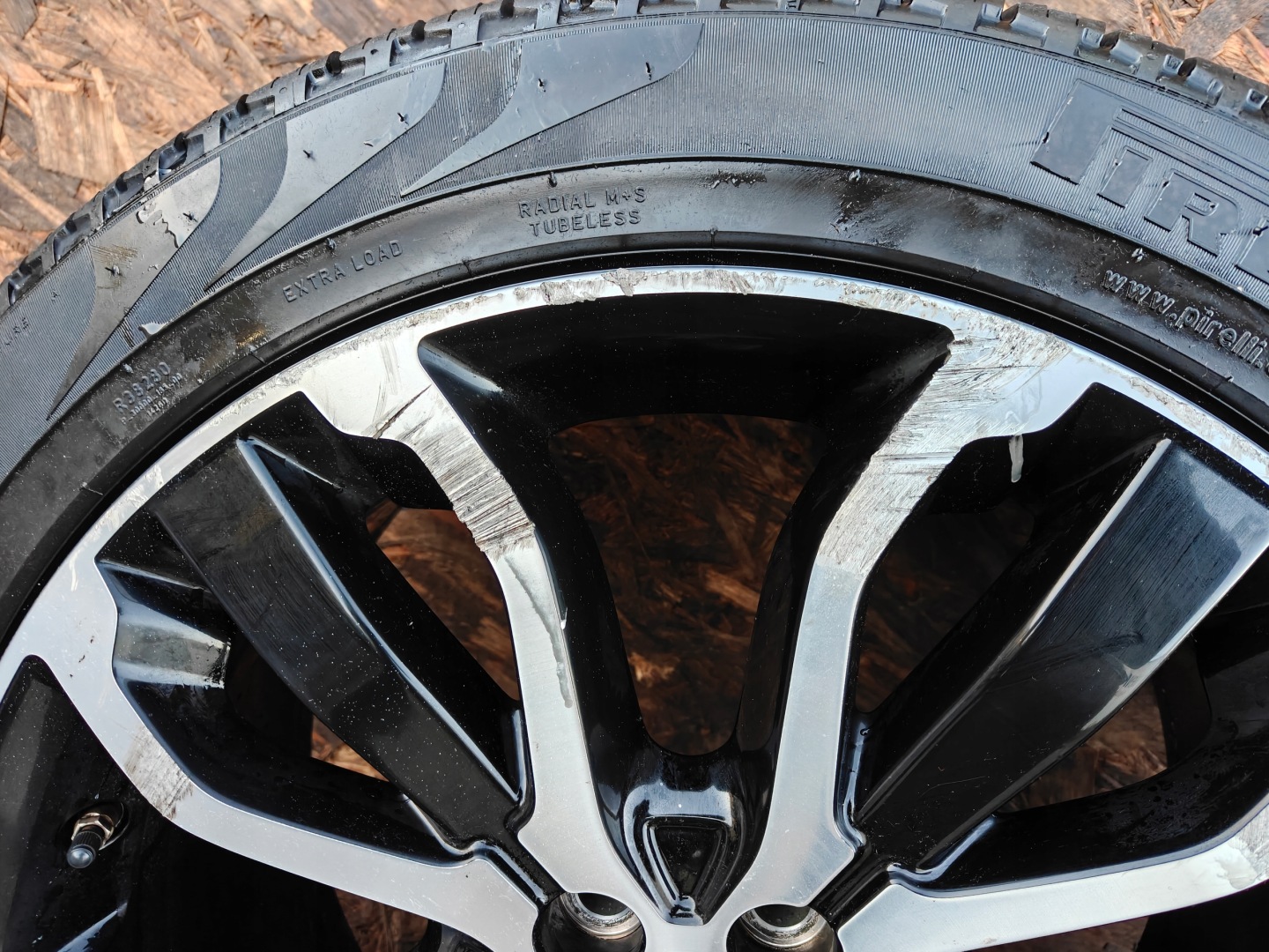 wheels discs RANGE ROVER SPORT L494 LIFT PIRELLI SCORPION ZERO 275 45 R21