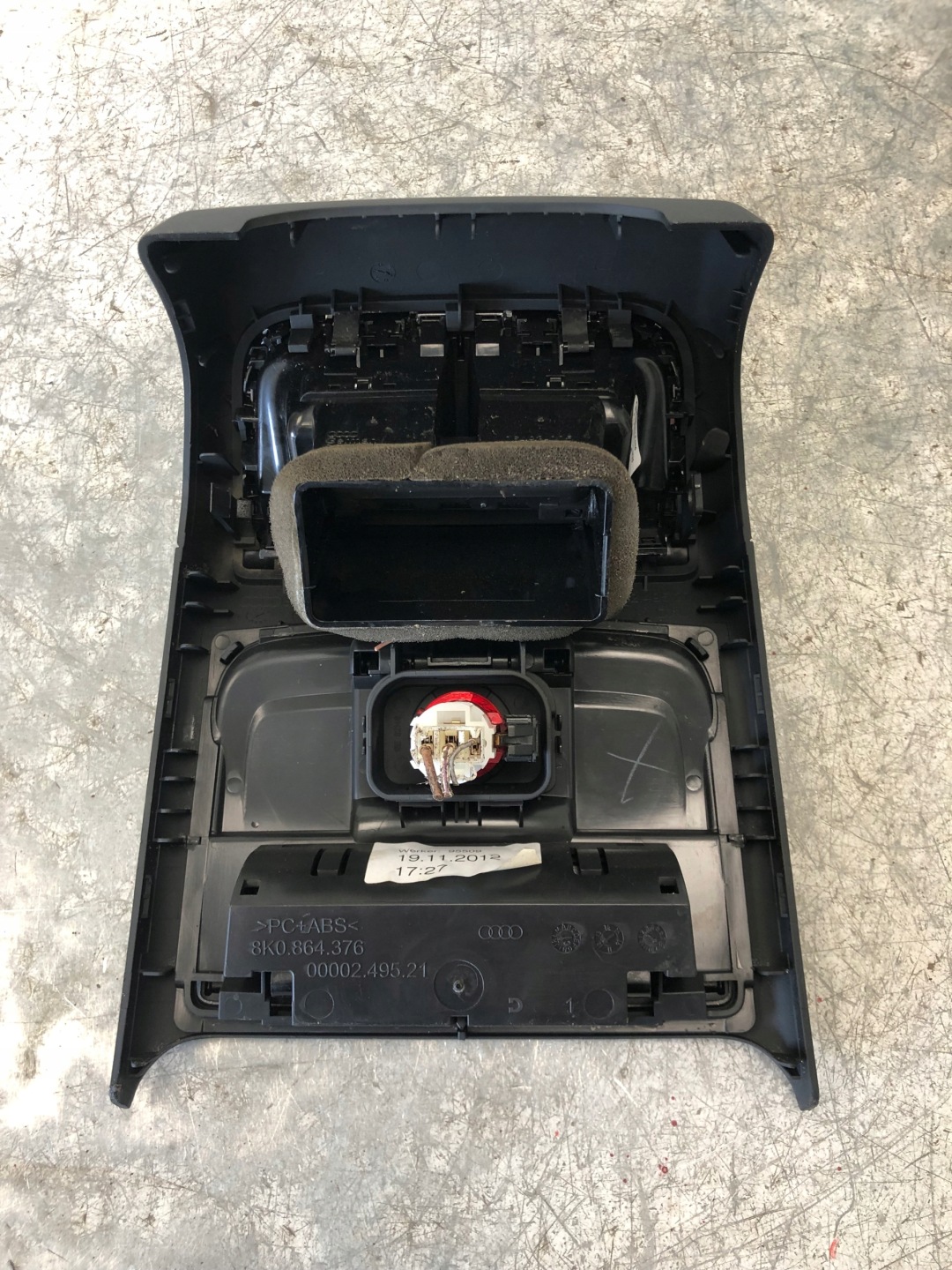 grid air conditioning devices rear part AUDI A4 B8 LIFT 8K0864376