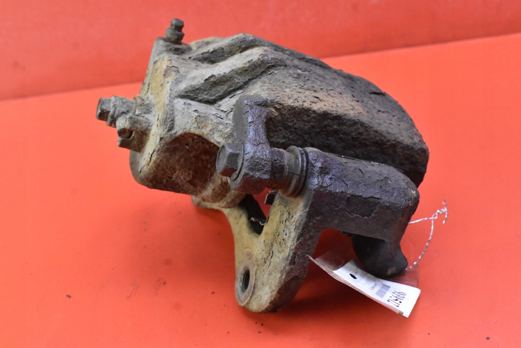 caliper brake left front HYUNDAI IX35 1.7 CRDI 115 KM 09-13
