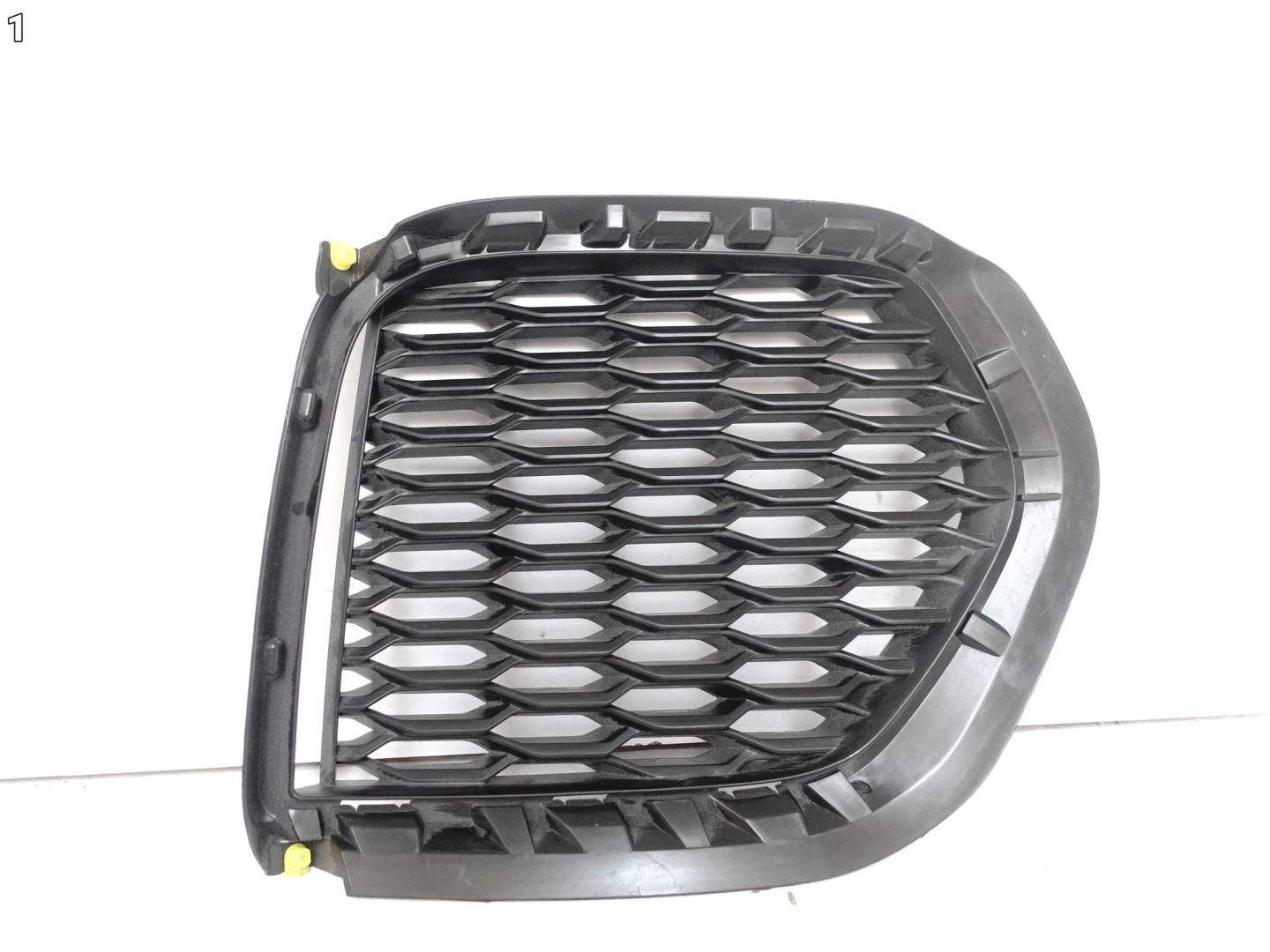 JAGUAR E-PACE R-Dynamic X540 17- grid grille intake W bumper front right