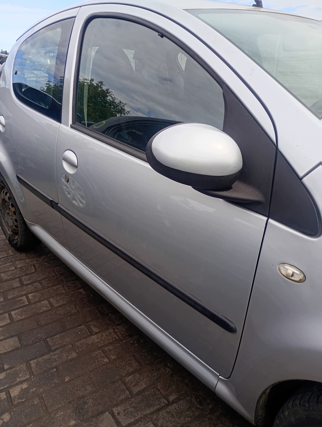 door right front front Citroen C1 05-14 kod lakieru KTB