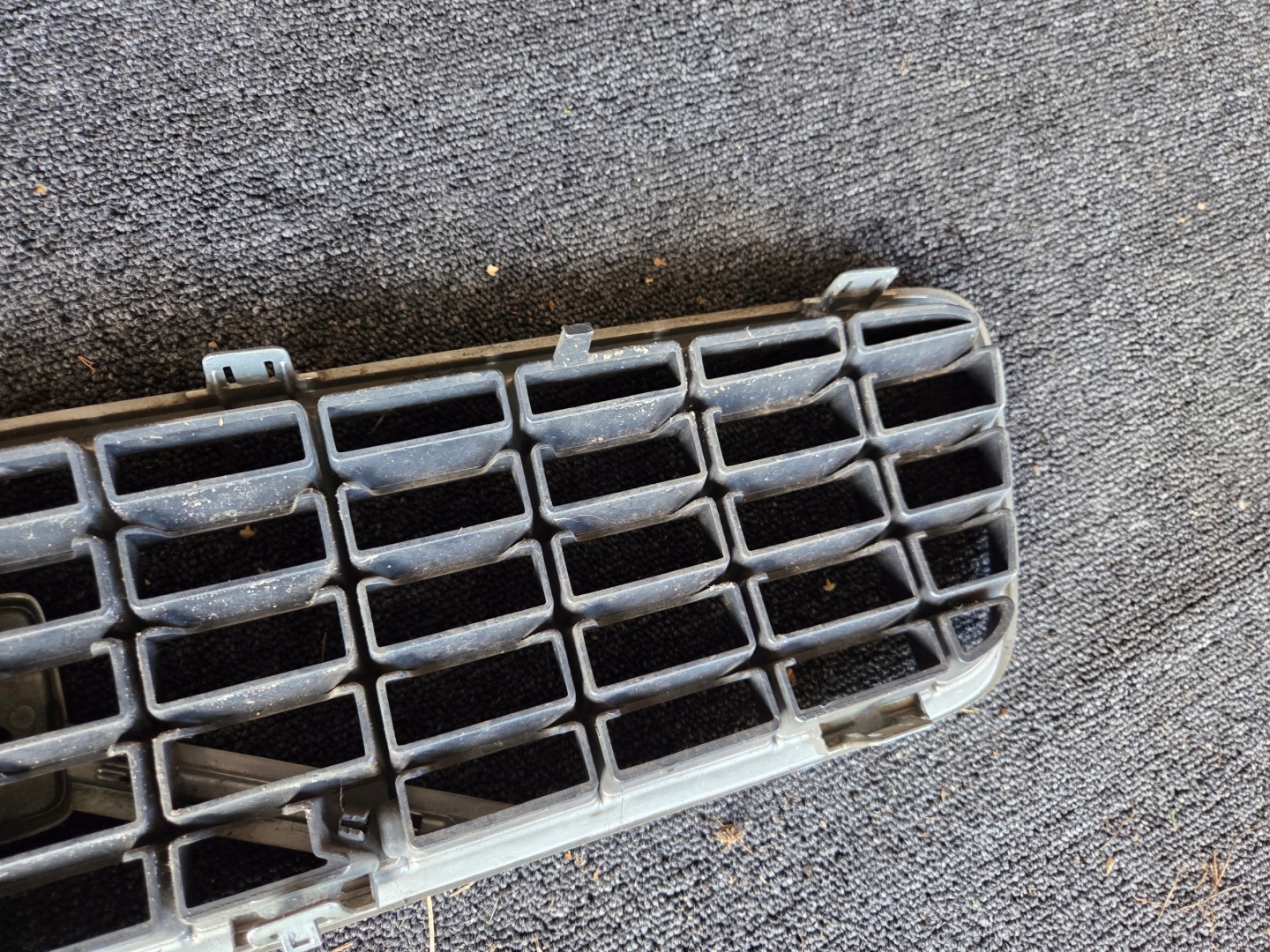 Grille VOLVO S40 II V50 08620116