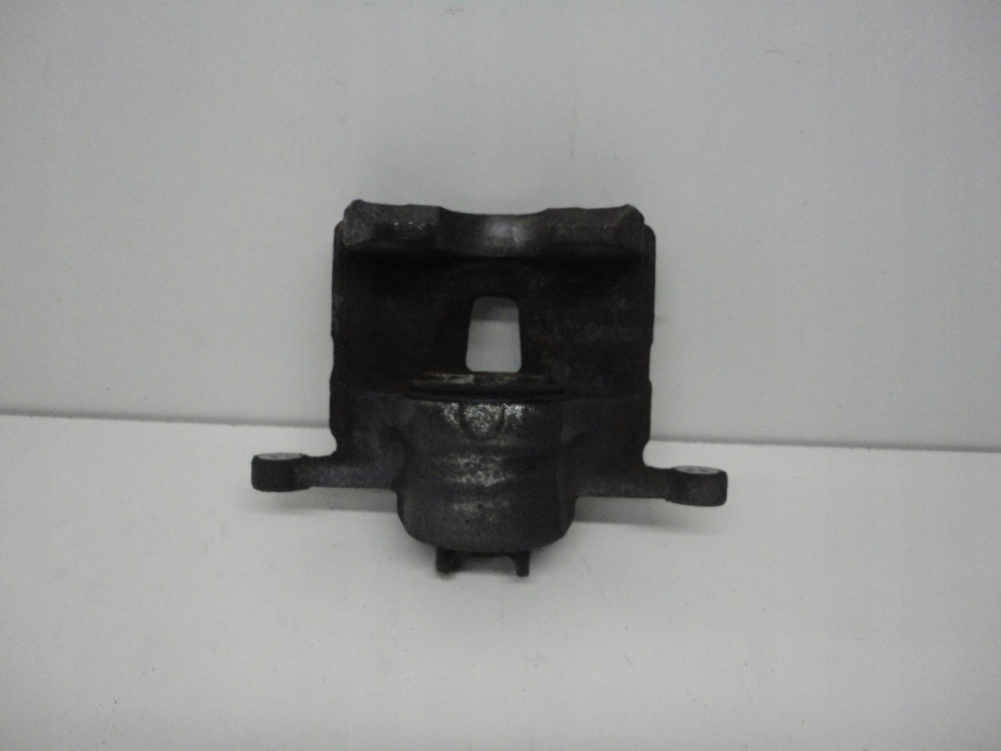 HYUNDAI I10 II caliper front left 2013