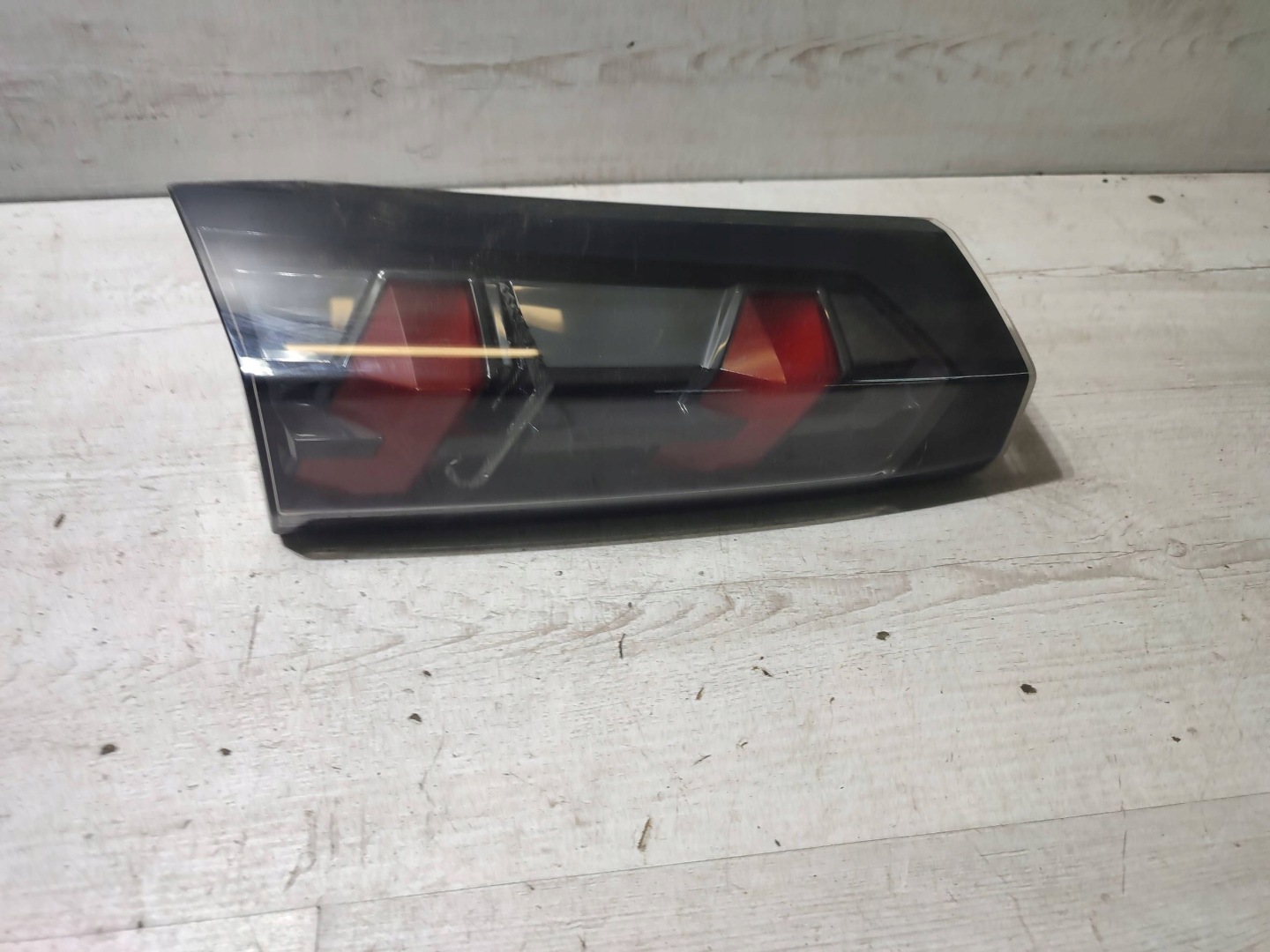 Peugeot 2008 II 2020 rear part side left light rear
