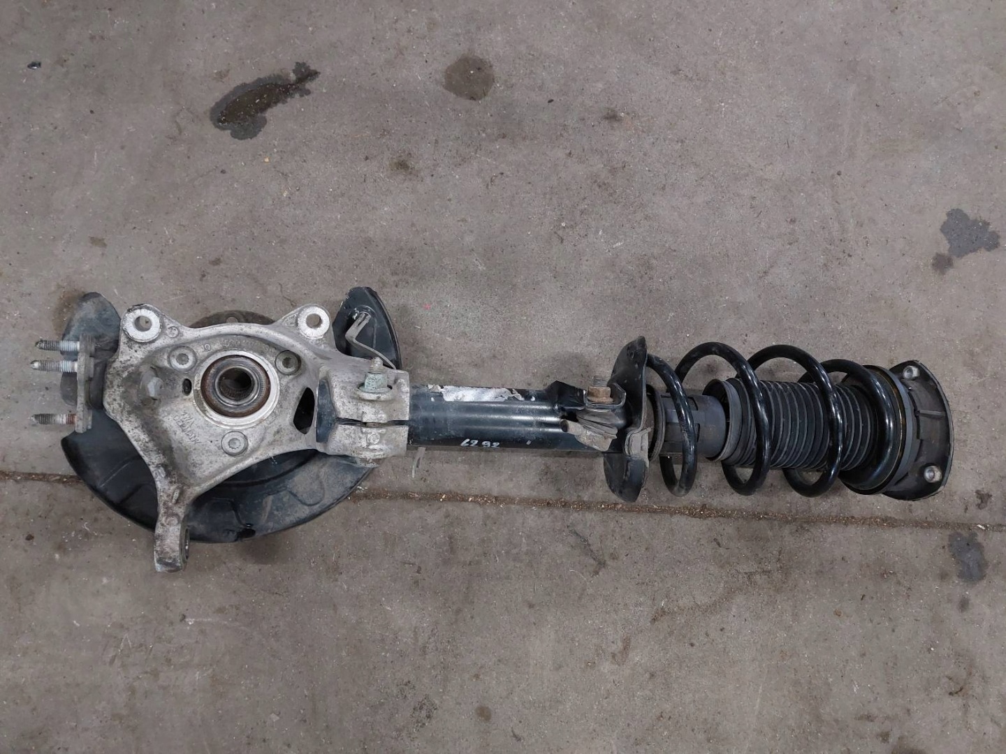 shock absorber swing right front PASSAT B8 LIFT 2.0 TDI 3Q0413031BP