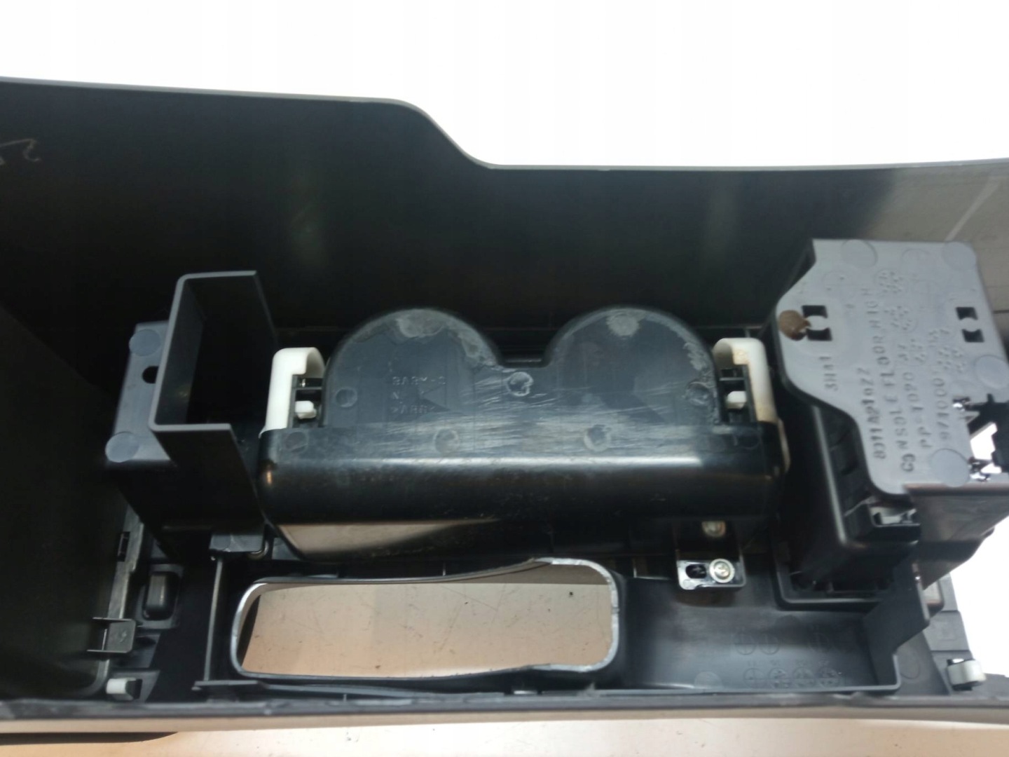 TUNEL central armrest 8011A219ZZ Mitsubishi Lancer VIII (2007- 2017)