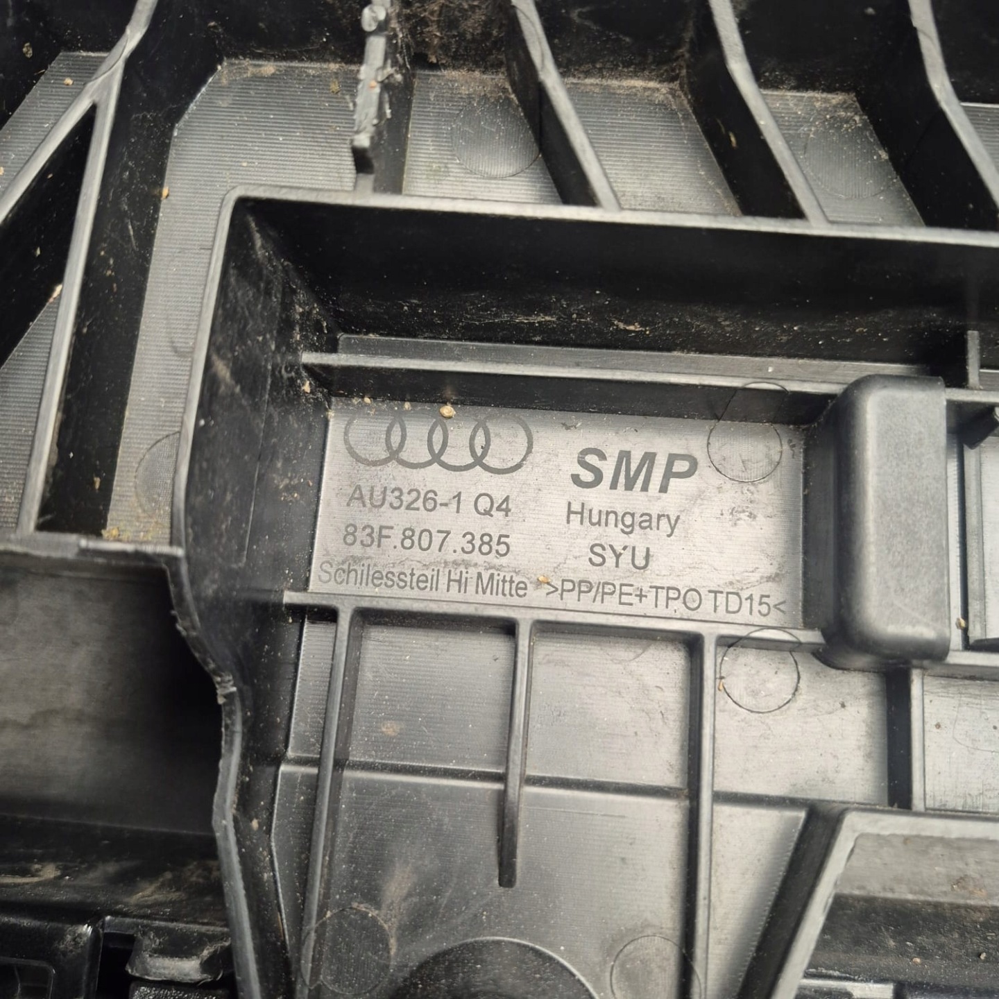 AUDI Q3 2 II 83F SPORTBACK S-LINE bumper rear part rear