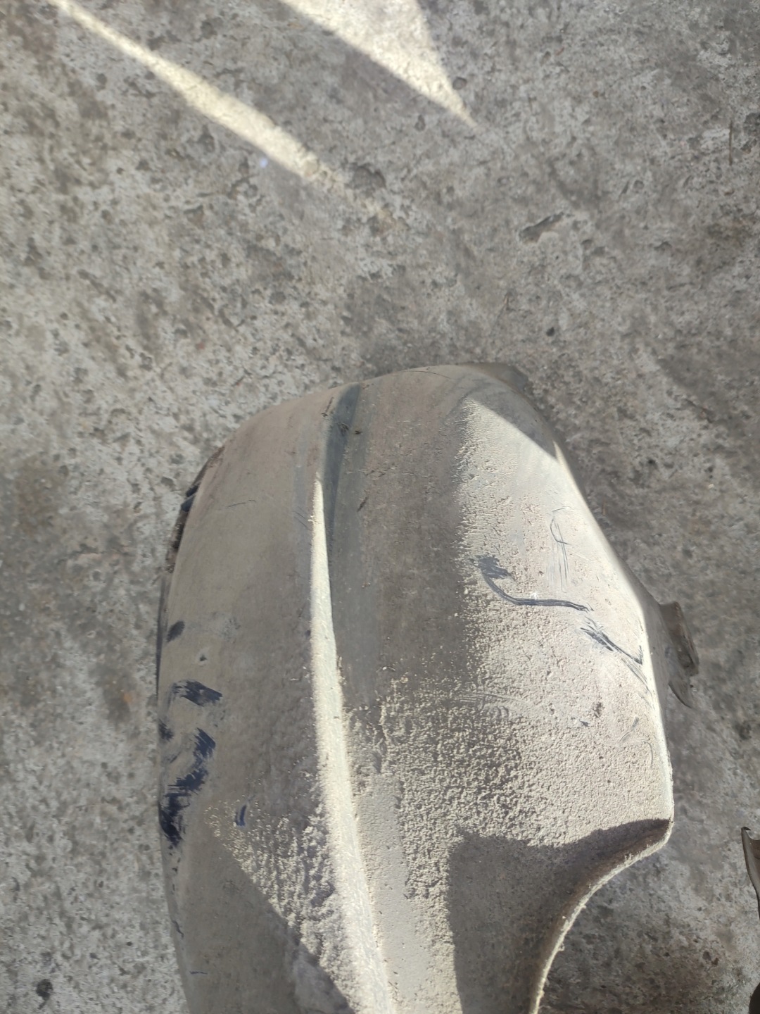 mudguard left rear part left rear. VOLVO V50