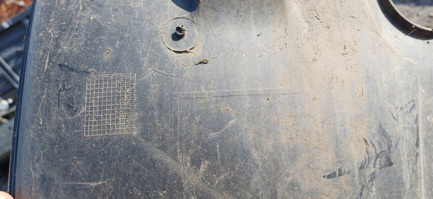 SPRINTER CRAFTER 906 mudguard left front A9066841277
