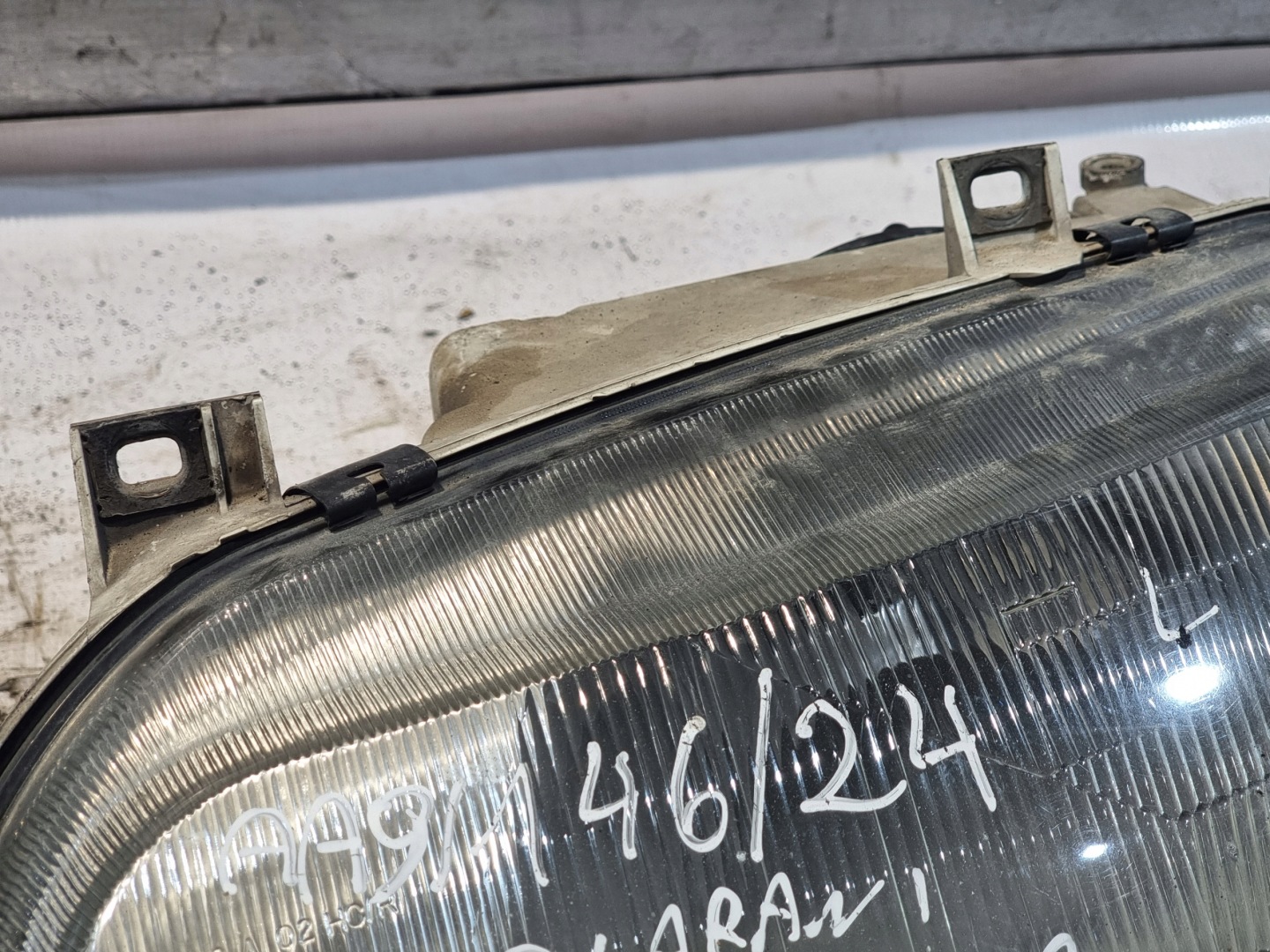 light REFLEKTOR left front OE 1305235254 VW SHARAN and 97r
