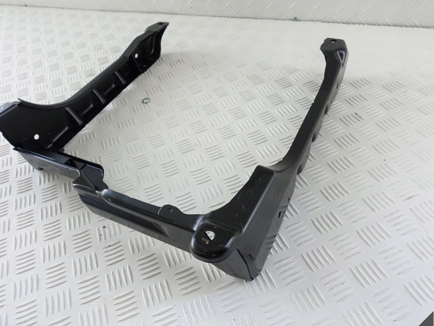PORSCHE CAYENNE 7P 10- SUPPORT PLAQUE SIÈGE PORTE