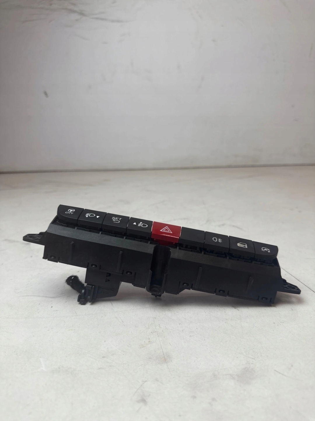 Panel switch of control of warning lights Fiat 500 L