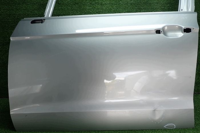 VW GOLF SPORTSVAN 12- door left front front