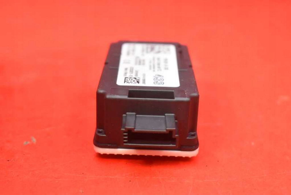 ODBIORNIK TPMS 1034601-00-C TESLA MODEL S PERFORMANCE 762 KM 16-21