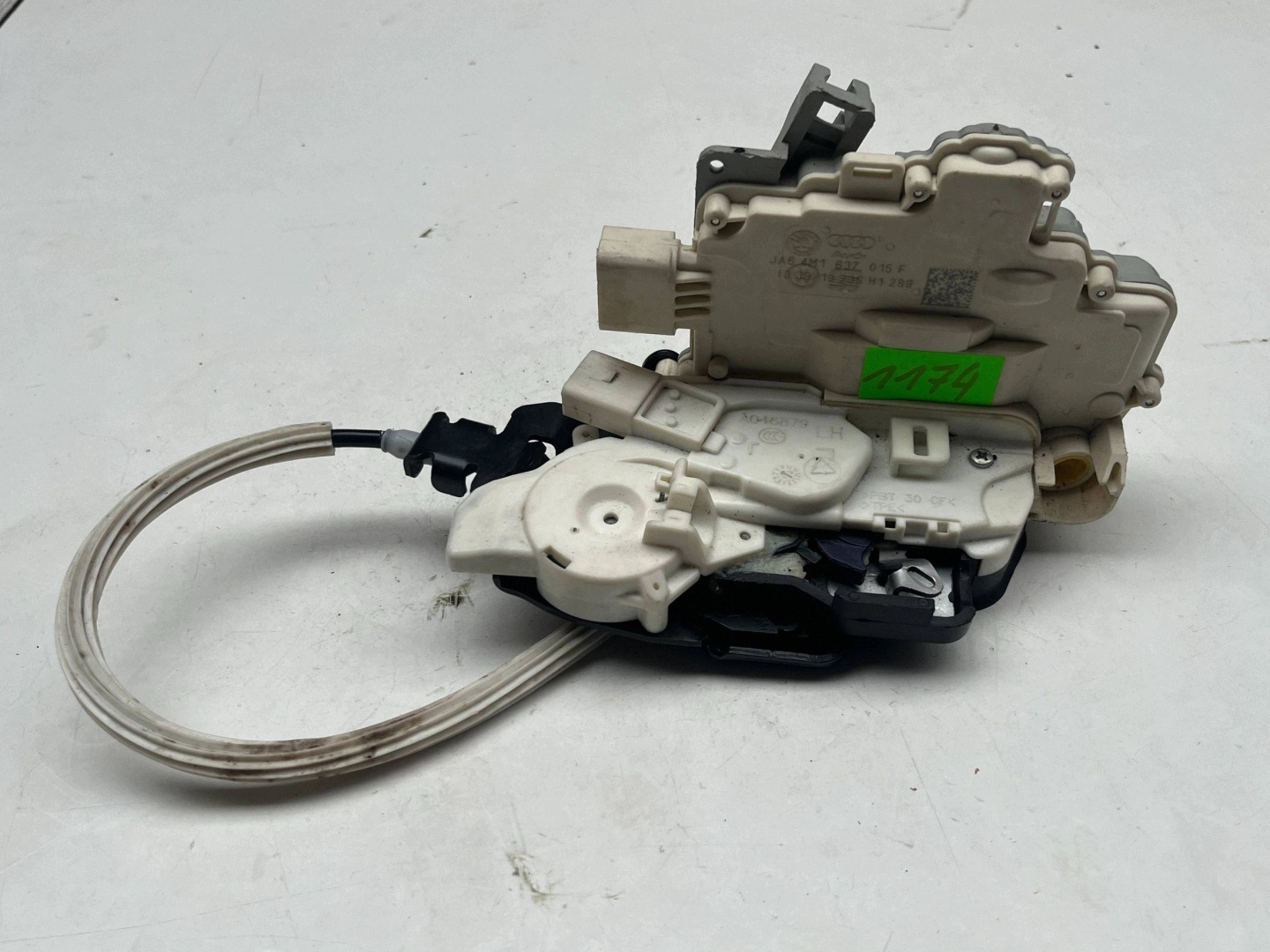 AUDI Q7 4M lock door left front DOCIAG 4M1837015F @M