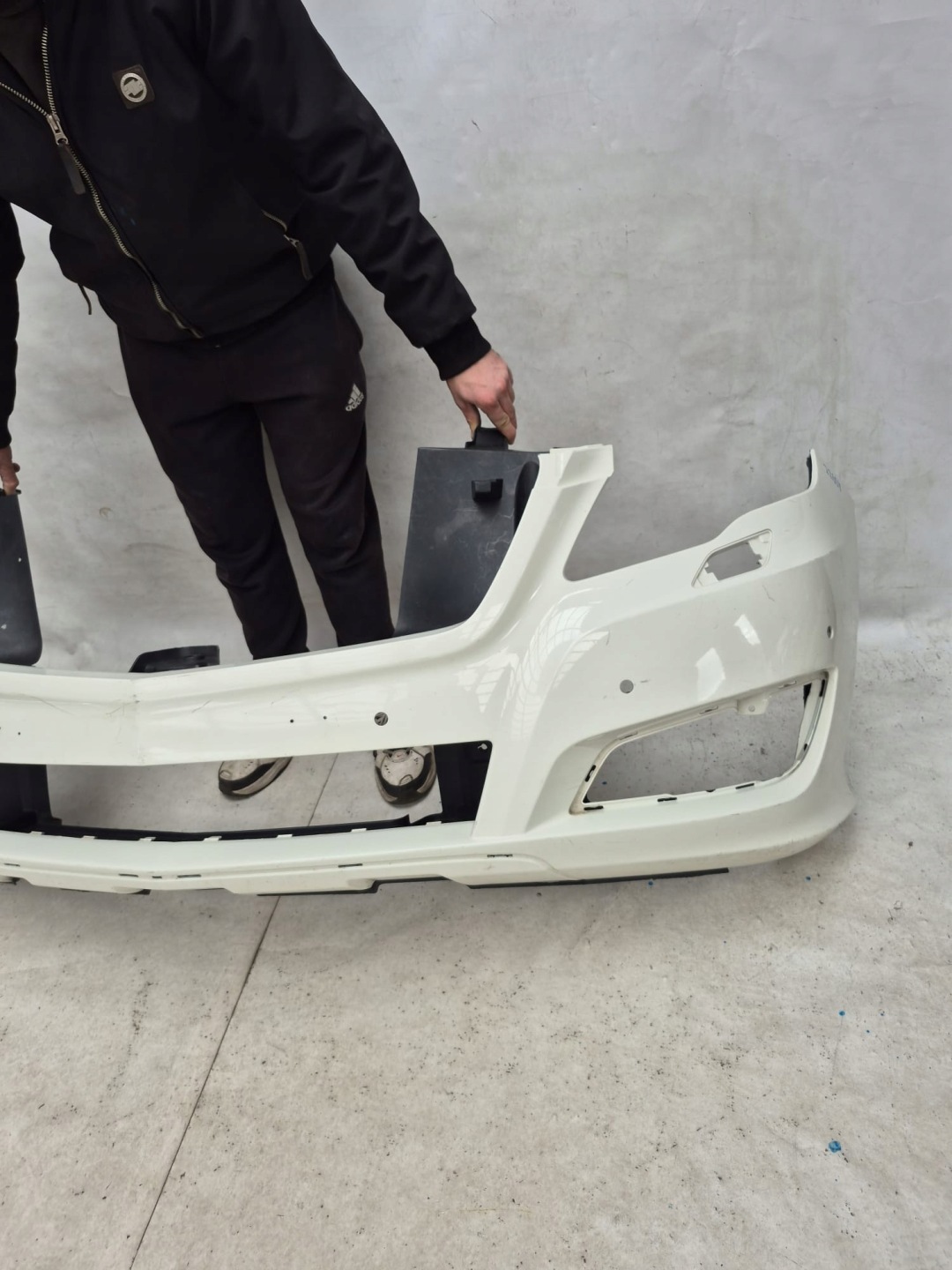 MERCEDES R-KLASA W251 LIFT 09- bumper front front pillar SPR PDC