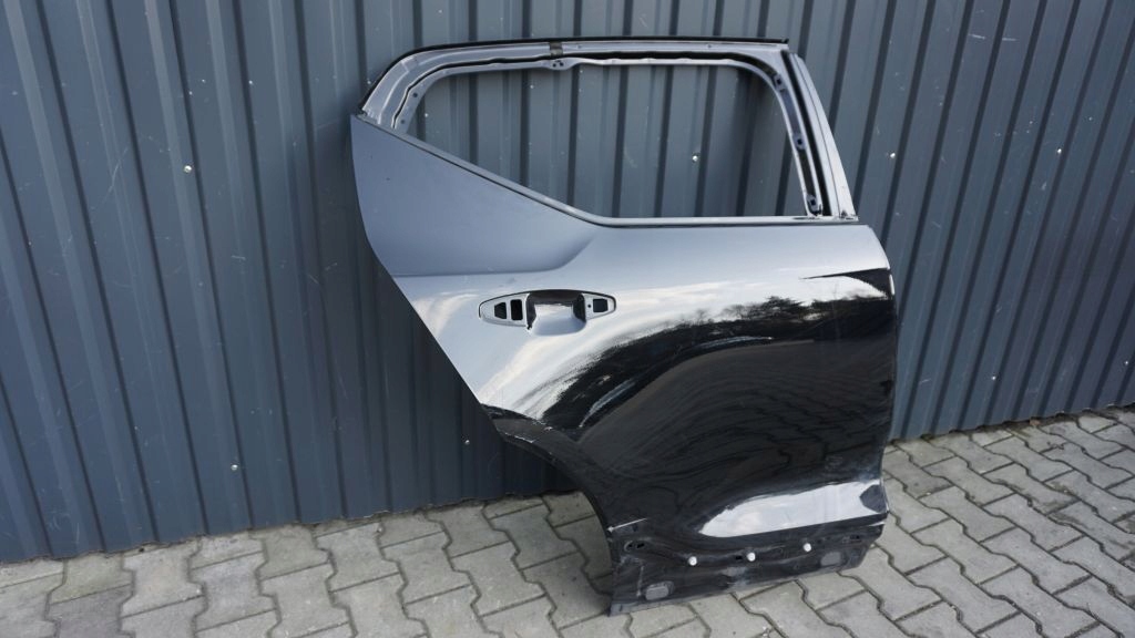 VOLVO XC40 - rechts hinten Tür heck