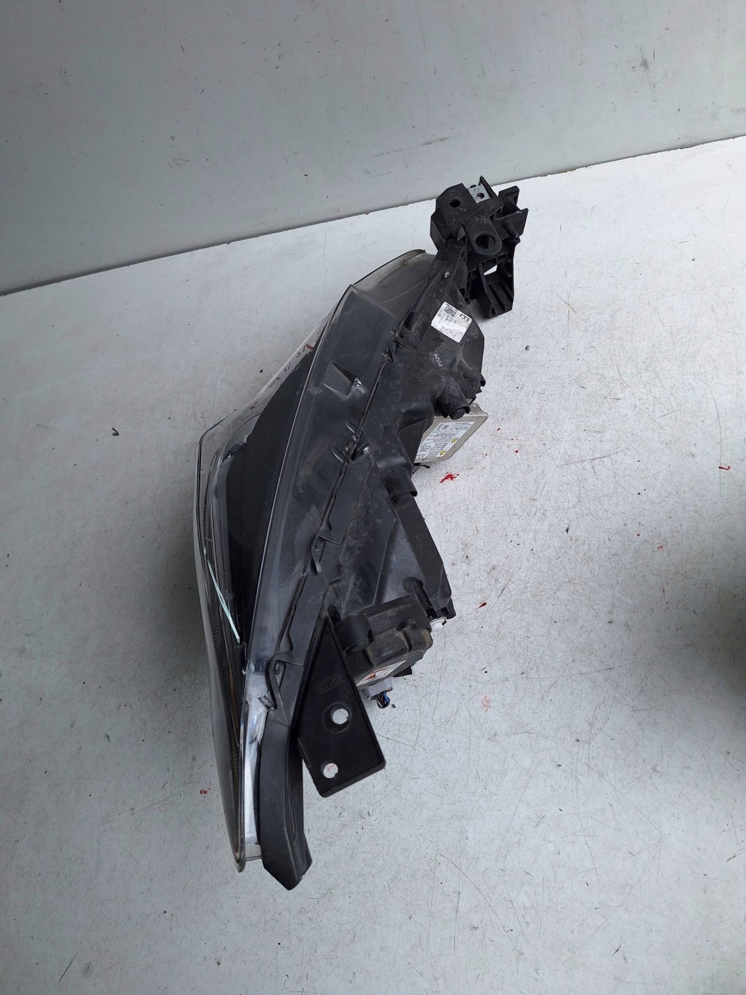 MAZDA 3 BM 13-16 light left XENON UK-ANGLIK BHT651040